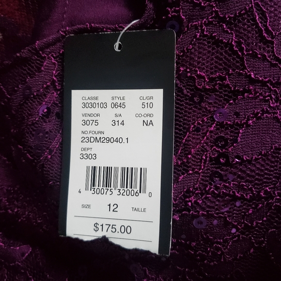 DRESS - Picture 3 of 3